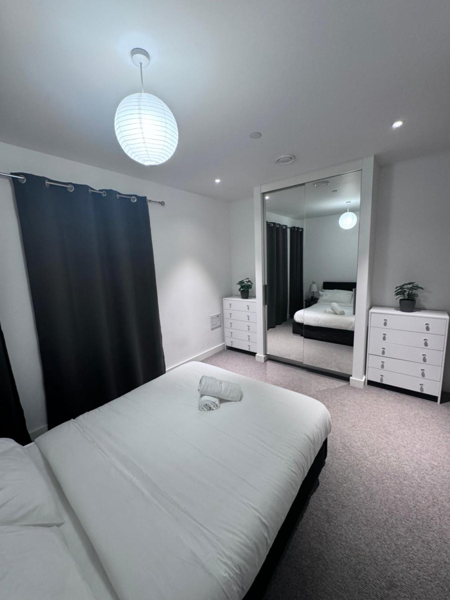 Canning Town London Hub Aptmt Bagian luar foto